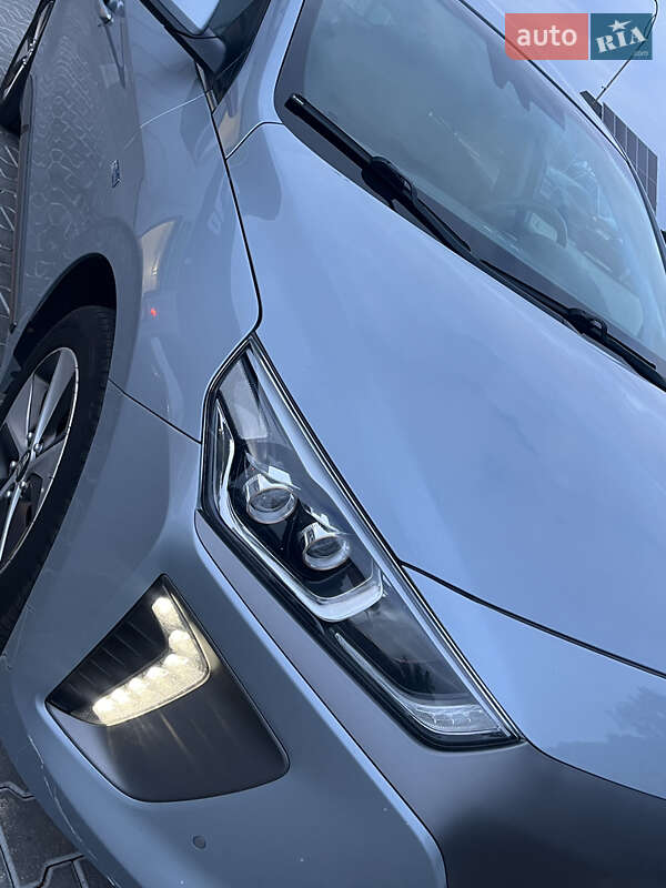 Хетчбек Hyundai Ioniq 2016 в Володимирі