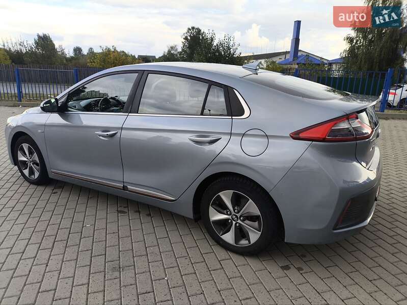 Хэтчбек Hyundai Ioniq 2017 в Ковеле
