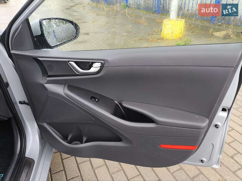 Хэтчбек Hyundai Ioniq 2017 в Ковеле