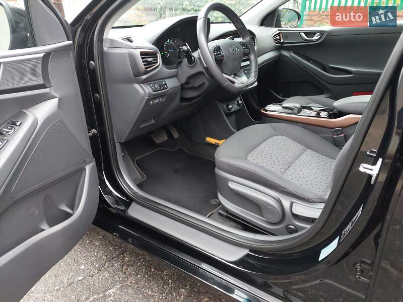 Лифтбек Hyundai Ioniq 2019 в Первомайске фото 39 Лифтбек Hyundai Ioniq 2019 в Первомайске
