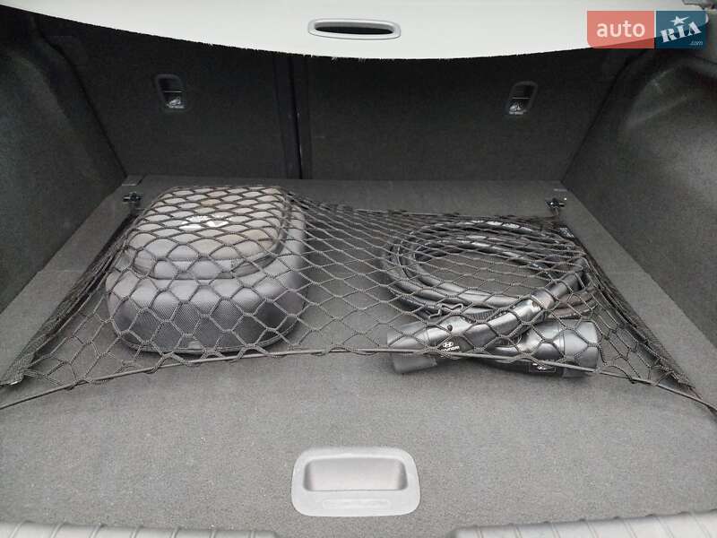 Лифтбек Hyundai Ioniq 2019 в Первомайске фото 69 Лифтбек Hyundai Ioniq 2019 в Первомайске