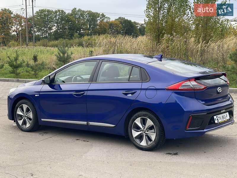 Хэтчбек Hyundai Ioniq 2018 в Ровно