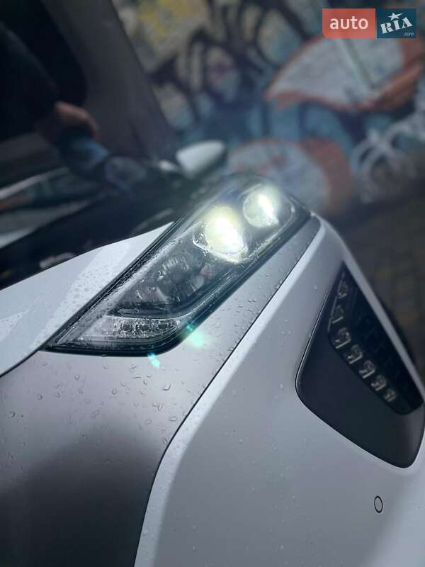 Хэтчбек Hyundai Ioniq 2018 в Луцке фото 29 Хэтчбек Hyundai Ioniq 2018 в Луцке