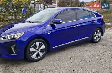 Лифтбек Hyundai Ioniq 2019 в Полтаве