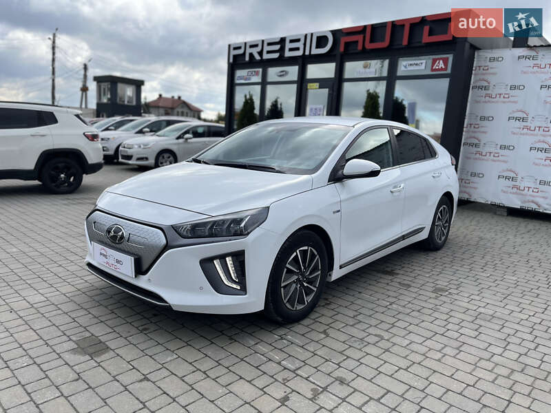 Лифтбек Hyundai Ioniq 2020 в Львове