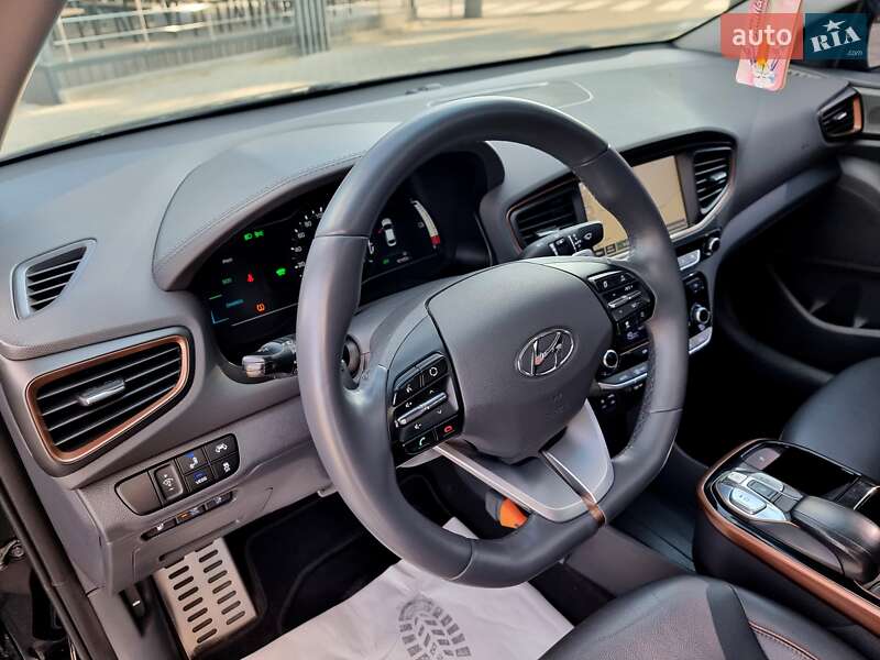 Хэтчбек Hyundai Ioniq 2018 в Виннице