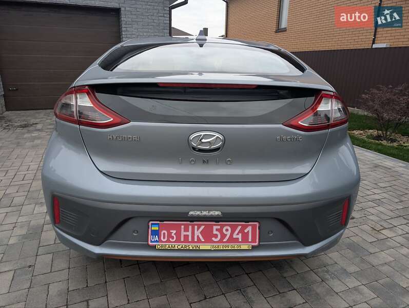 Хэтчбек Hyundai Ioniq 2016 в Виннице фото 13 Хэтчбек Hyundai Ioniq 2016 в Виннице