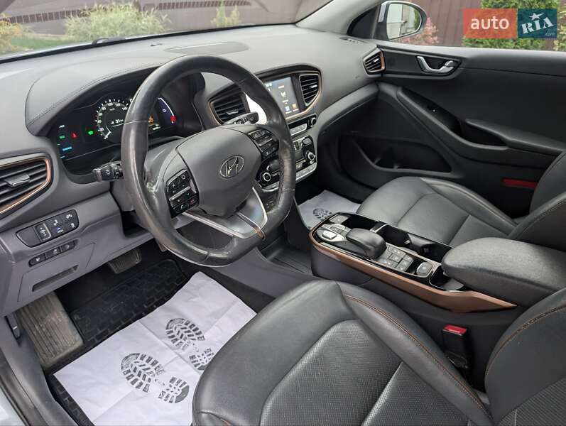 Хэтчбек Hyundai Ioniq 2016 в Виннице фото 17 Хэтчбек Hyundai Ioniq 2016 в Виннице