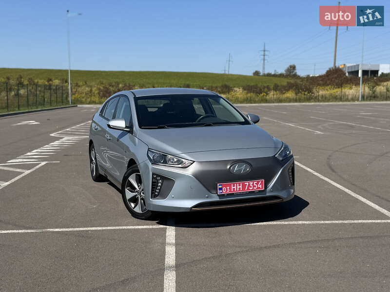 Хетчбек Hyundai Ioniq 2016 в Рівному