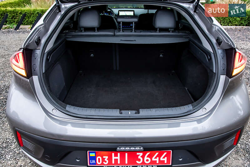 Лифтбек Hyundai Ioniq 2020 в Умани фото 35 Лифтбек Hyundai Ioniq 2020 в Умани