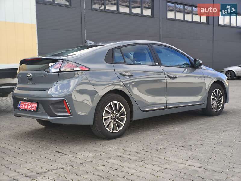 Лифтбек Hyundai Ioniq 2021 в Трускавце фото 13 Лифтбек Hyundai Ioniq 2021 в Трускавце