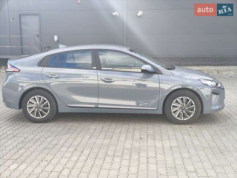 Лифтбек Hyundai Ioniq 2021 в Трускавце фото 17 Лифтбек Hyundai Ioniq 2021 в Трускавце