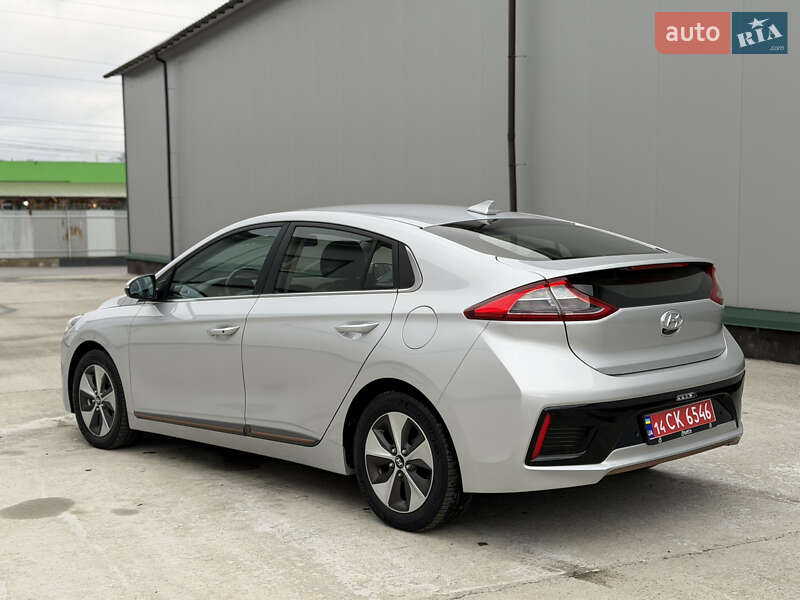 Хэтчбек Hyundai Ioniq 2018 в Виннице фото 7 Хэтчбек Hyundai Ioniq 2018 в Виннице