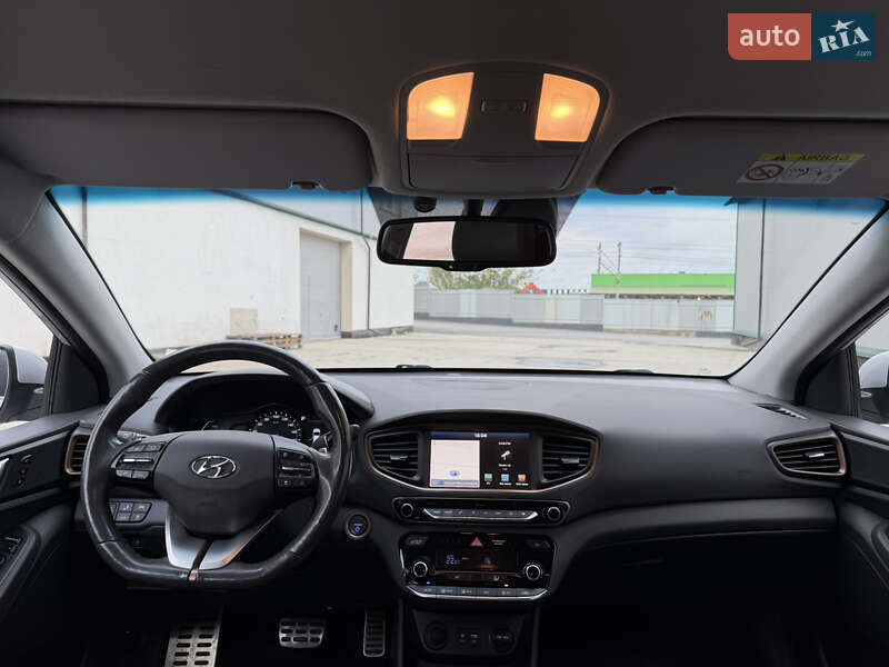 Хэтчбек Hyundai Ioniq 2018 в Виннице фото 13 Хэтчбек Hyundai Ioniq 2018 в Виннице