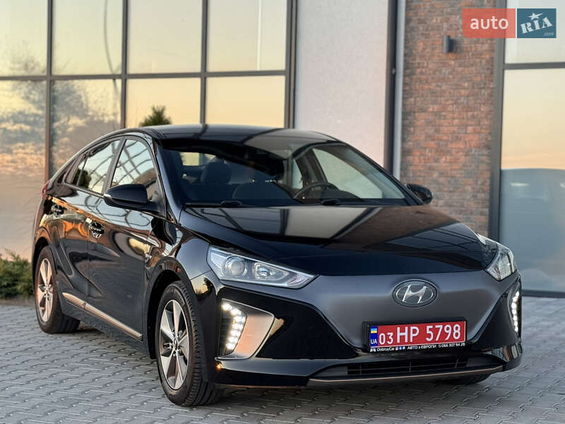 Хэтчбек Hyundai Ioniq 2018 в Тернополе