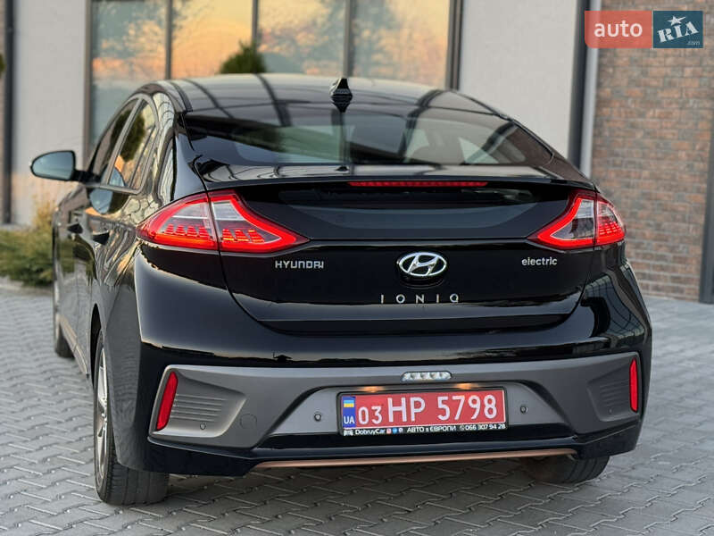 Хэтчбек Hyundai Ioniq 2018 в Тернополе