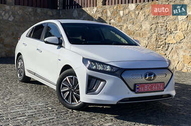 Лифтбек Hyundai Ioniq 2021 в Ровно Лифтбек Hyundai Ioniq 2021 в Ровно
