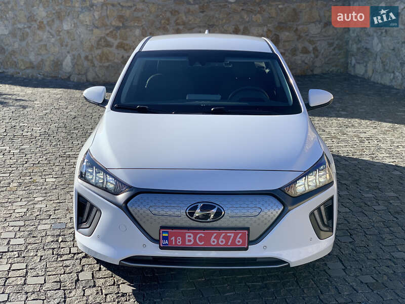 Лифтбек Hyundai Ioniq 2021 в Ровно