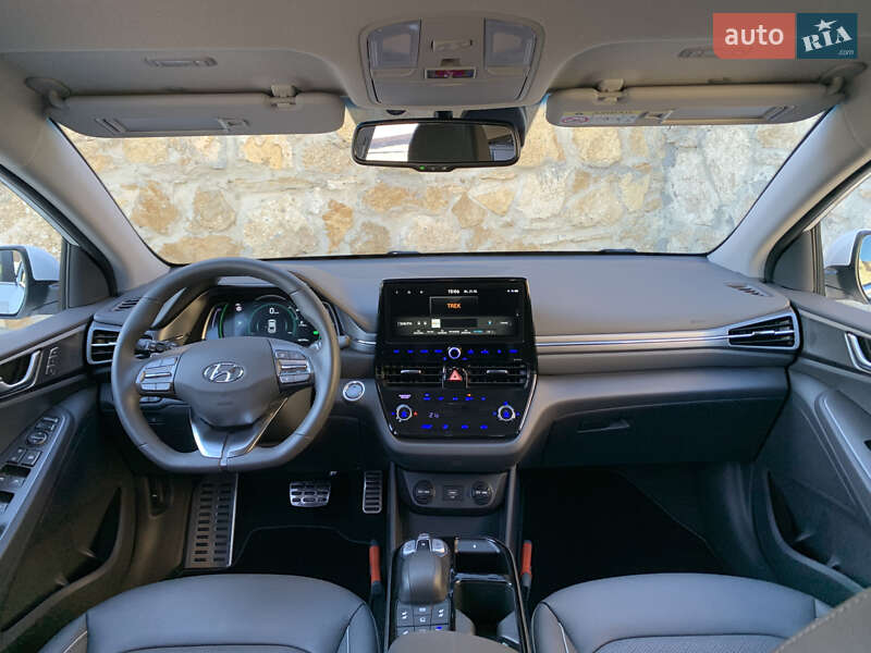 Лифтбек Hyundai Ioniq 2021 в Ровно