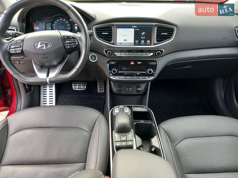 Хетчбек Hyundai Ioniq 2018 в Луцьку фото 23 Хетчбек Hyundai Ioniq 2018 в Луцьку