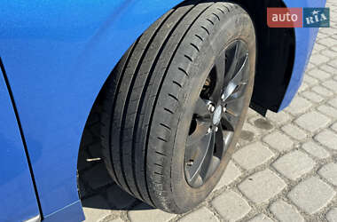 Хэтчбек Hyundai Ioniq 2018 в 