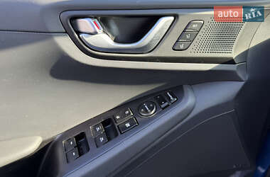 Хэтчбек Hyundai Ioniq 2018 в 