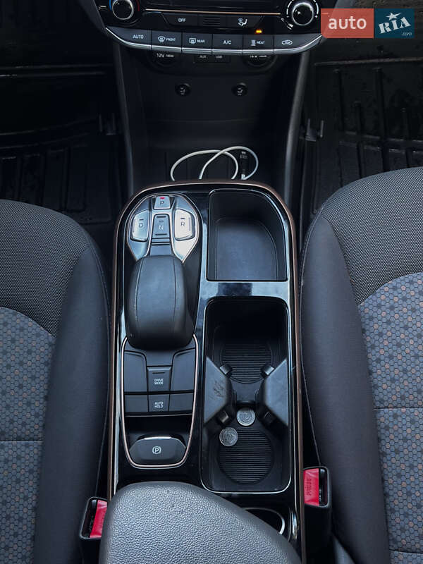 Хэтчбек Hyundai Ioniq 2017 в Тернополе