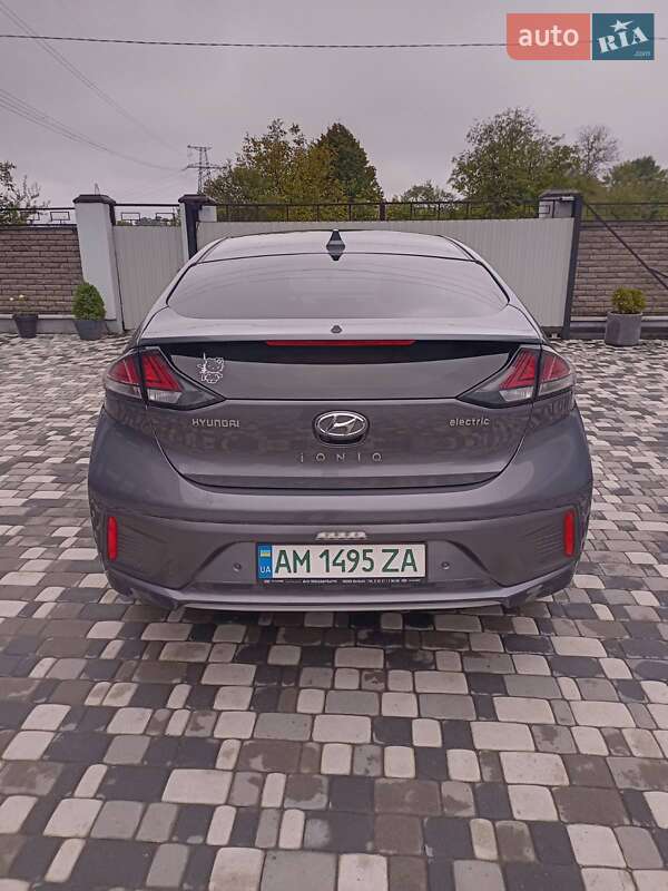 Лифтбек Hyundai Ioniq 2019 в Житомире