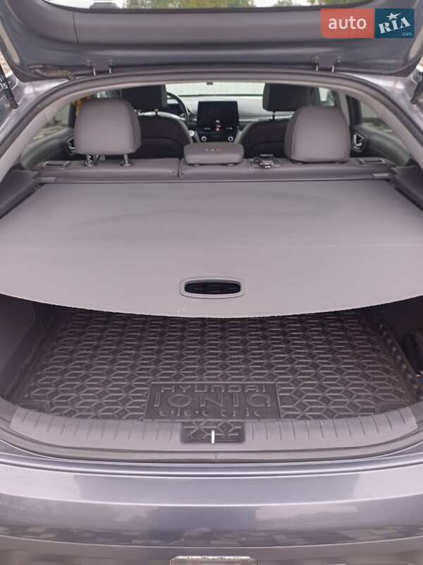 Лифтбек Hyundai Ioniq 2019 в Житомире