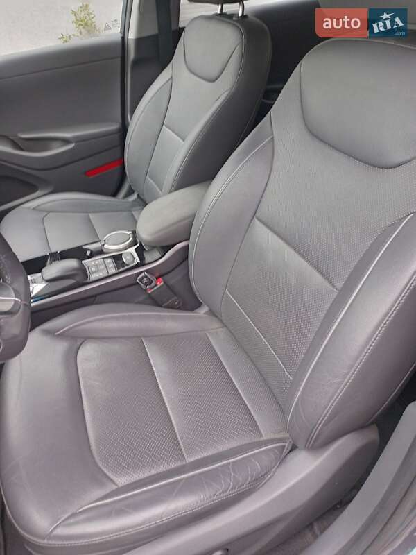 Лифтбек Hyundai Ioniq 2019 в Житомире