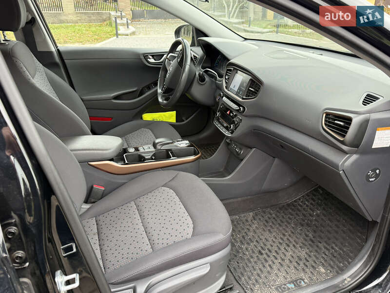 Хэтчбек Hyundai Ioniq 2018 в Львове фото 67 Хэтчбек Hyundai Ioniq 2018 в Львове