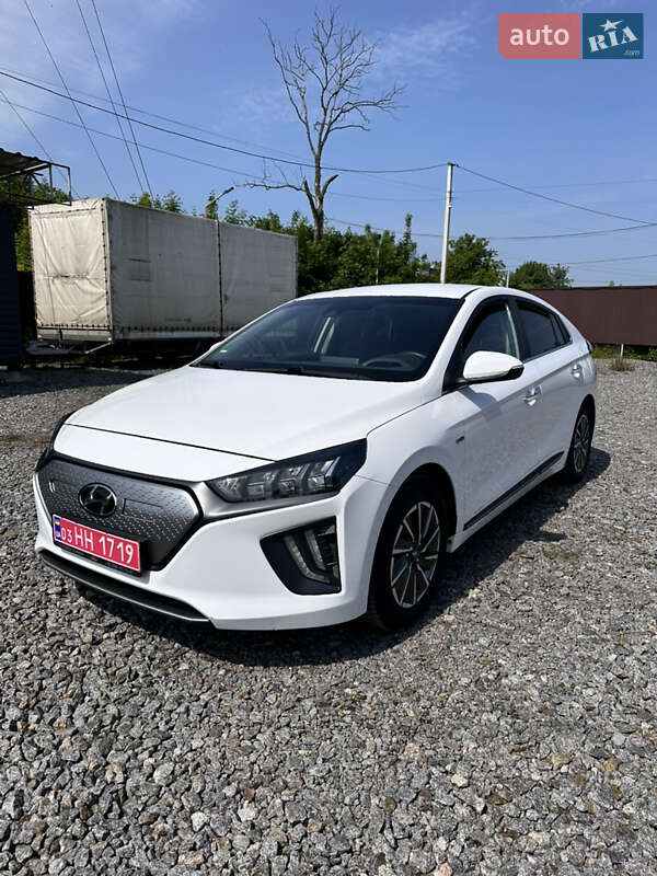 Ліфтбек Hyundai Ioniq 2020 в Старокостянтинові