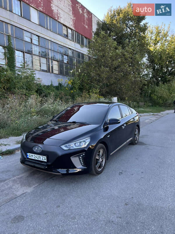 Хэтчбек Hyundai Ioniq 2016 в Житомире фото 19 Хэтчбек Hyundai Ioniq 2016 в Житомире
