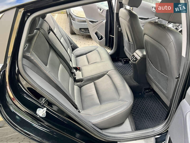 Хэтчбек Hyundai Ioniq 2019 в Луцке