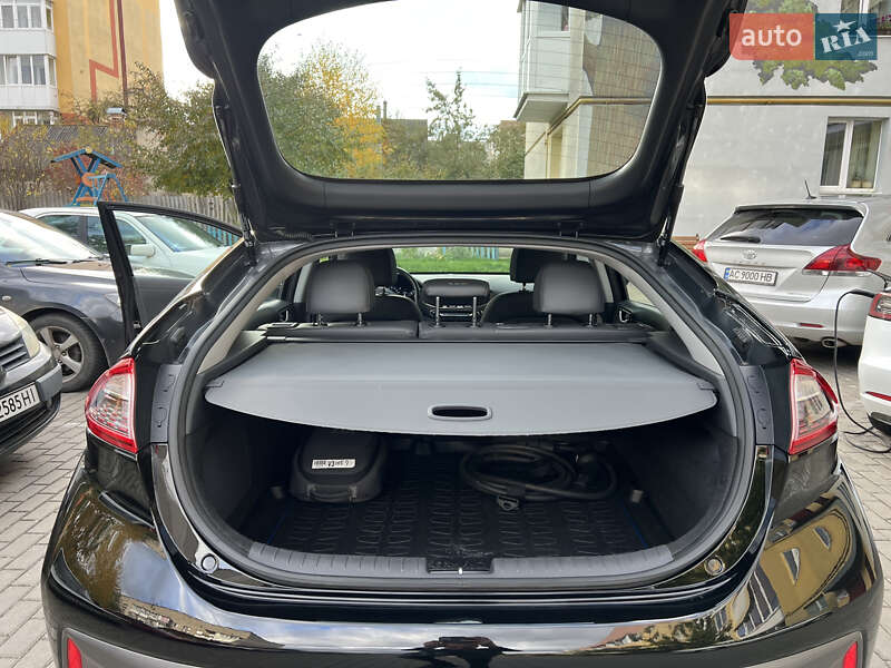 Хэтчбек Hyundai Ioniq 2019 в Луцке