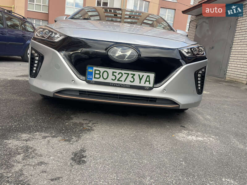 Хэтчбек Hyundai Ioniq 2017 в Тернополе