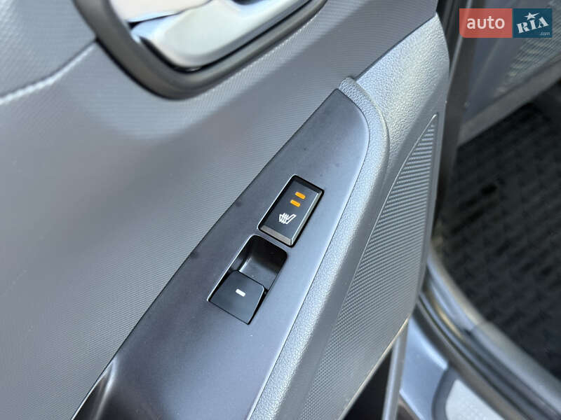 Хэтчбек Hyundai Ioniq 2018 в Ивано-Франковске фото 28 Хэтчбек Hyundai Ioniq 2018 в Ивано-Франковске