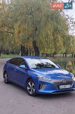 Хэтчбек Hyundai Ioniq 2016 в Ровно Хэтчбек Hyundai Ioniq 2016 в Ровно