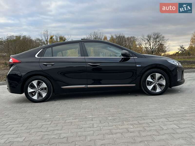 Хэтчбек Hyundai Ioniq 2017 в Ровно фото 8 Хэтчбек Hyundai Ioniq 2017 в Ровно