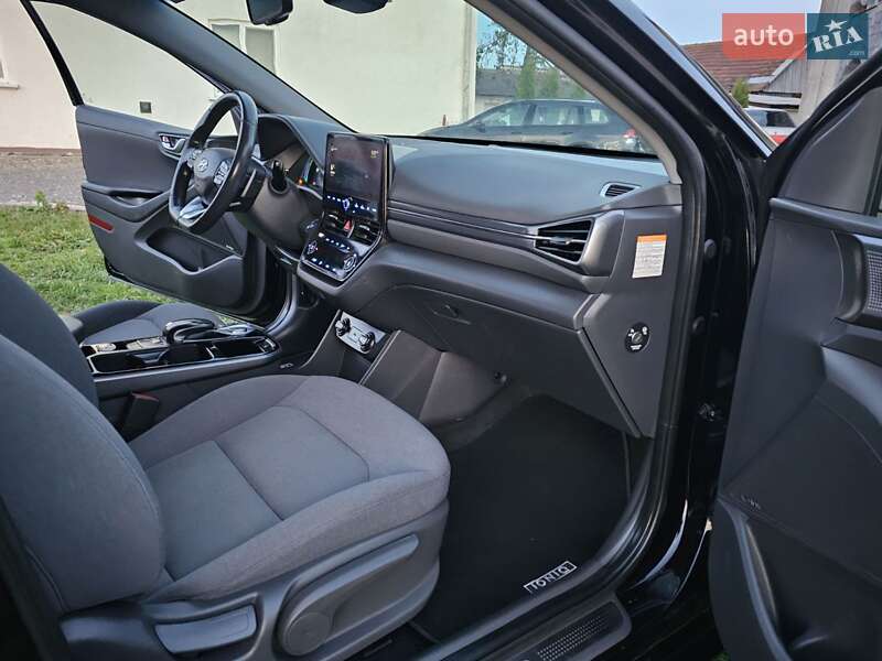 Лифтбек Hyundai Ioniq 2019 в Стрые фото 43 Лифтбек Hyundai Ioniq 2019 в Стрые