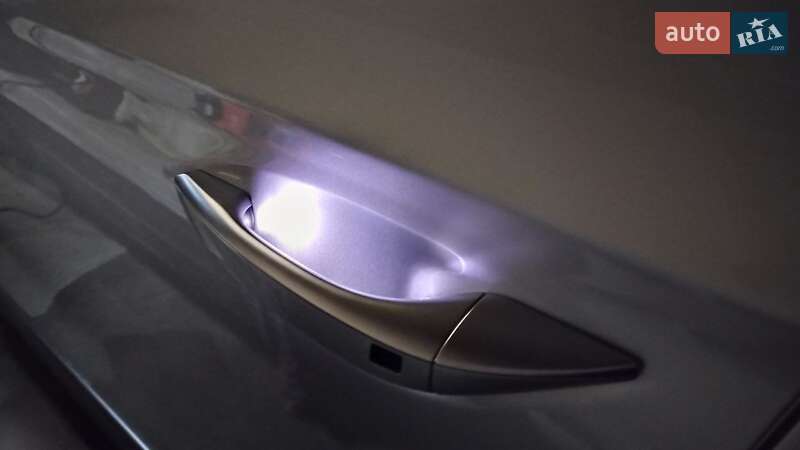 Хэтчбек Hyundai Ioniq 2016 в Умани