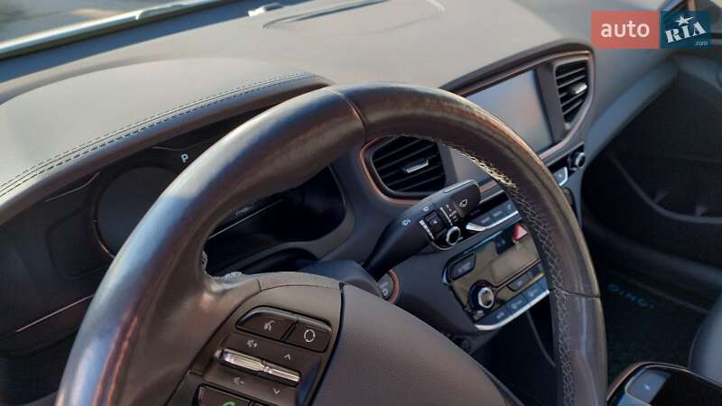 Хэтчбек Hyundai Ioniq 2016 в Умани