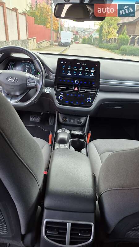 Лифтбек Hyundai Ioniq 2020 в Хмельницком фото 14 Лифтбек Hyundai Ioniq 2020 в Хмельницком