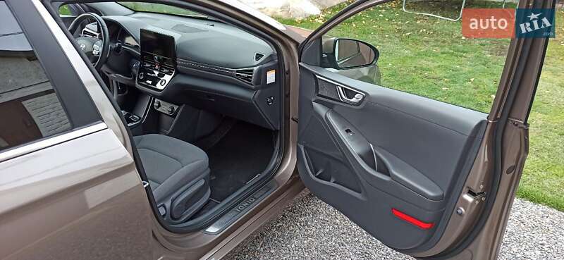 Лифтбек Hyundai Ioniq 2019 в Виннице