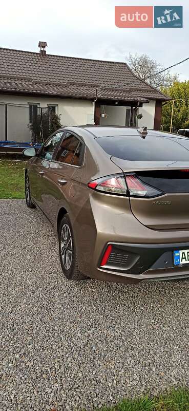 Лифтбек Hyundai Ioniq 2019 в Виннице