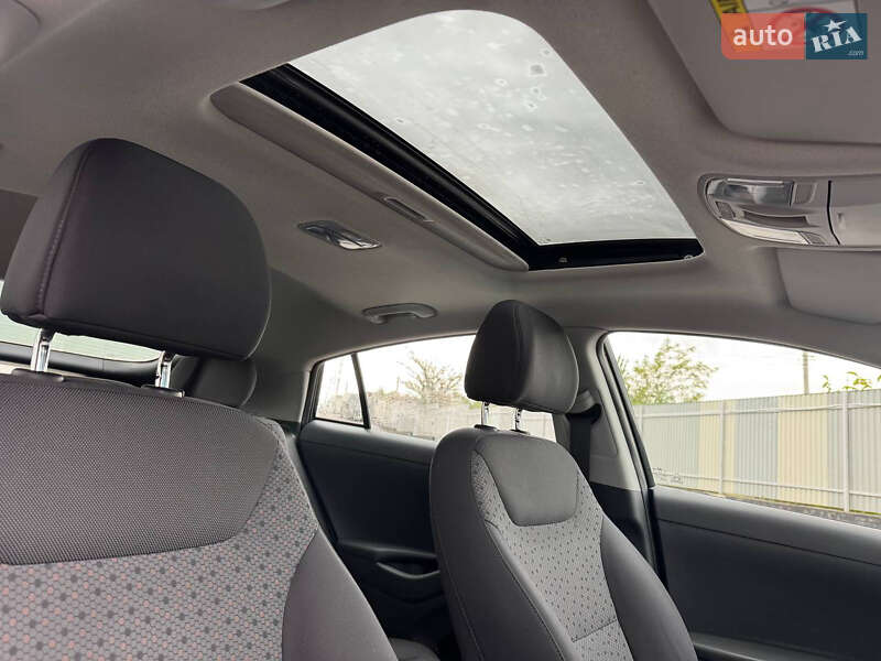 Хэтчбек Hyundai Ioniq 2017 в Виннице