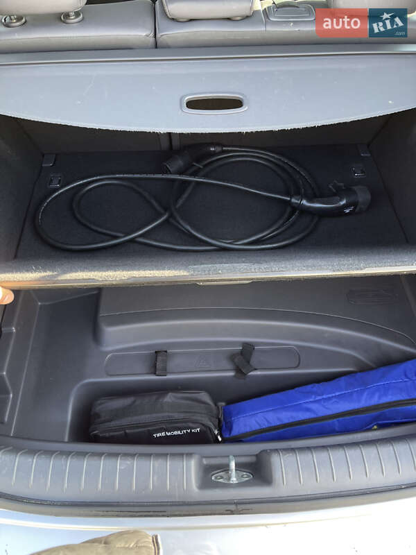 Хэтчбек Hyundai Ioniq 2018 в Житомире