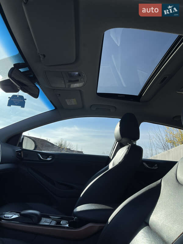 Хэтчбек Hyundai Ioniq 2018 в Житомире