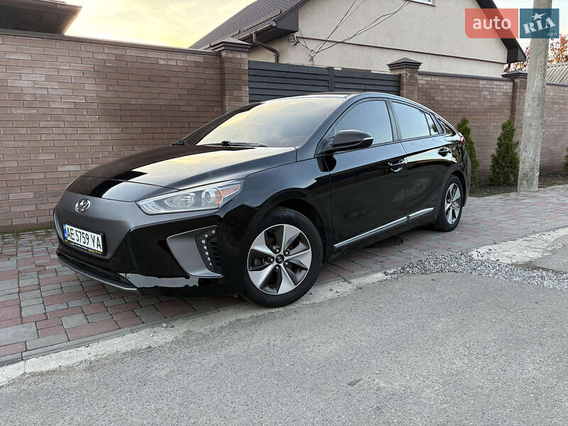 Хэтчбек Hyundai Ioniq 2019 в Кривом Роге фото Хэтчбек Hyundai Ioniq 2019 в Кривом Роге