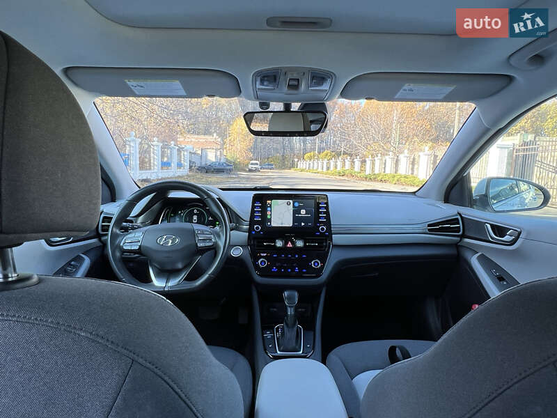 Хэтчбек Hyundai Ioniq 2019 в Виннице фото 24 Хэтчбек Hyundai Ioniq 2019 в Виннице